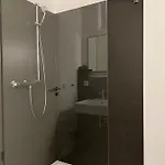 Apartmenthaus Schwingewiesen 4 아파트 슈타데